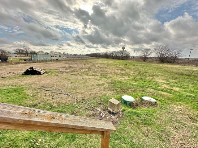 6818 Spring Shower Court, Krum, TX 76249