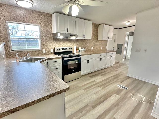 6818 Spring Shower Court, Krum, TX 76249