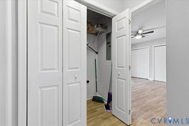 2731 Mistwood Forest Dr, Chester, VA 23831