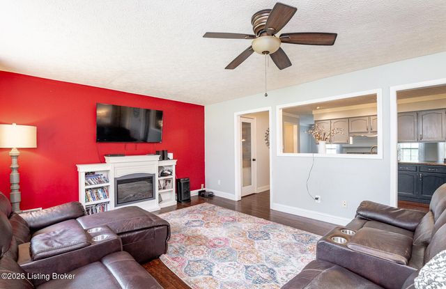 3604 Burkland Blvd, Shepherdsville, KY 40165