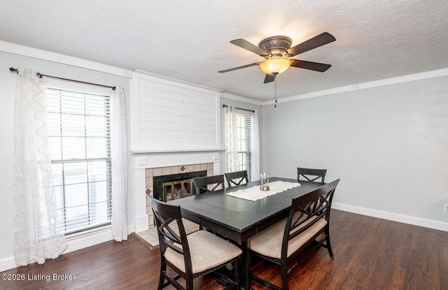 3604 Burkland Blvd, Shepherdsville, KY 40165