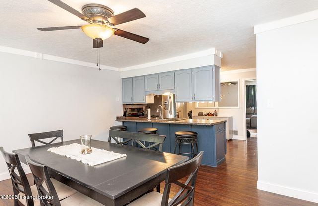 3604 Burkland Blvd, Shepherdsville, KY 40165