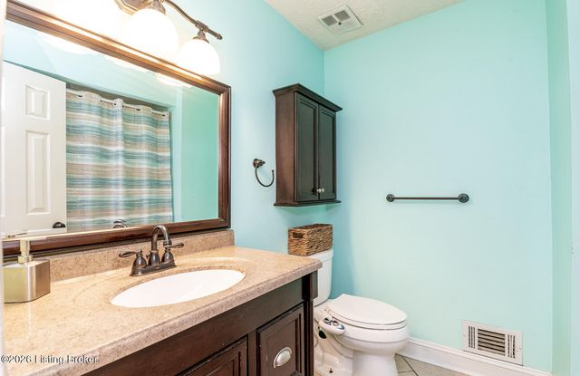 3604 Burkland Blvd, Shepherdsville, KY 40165