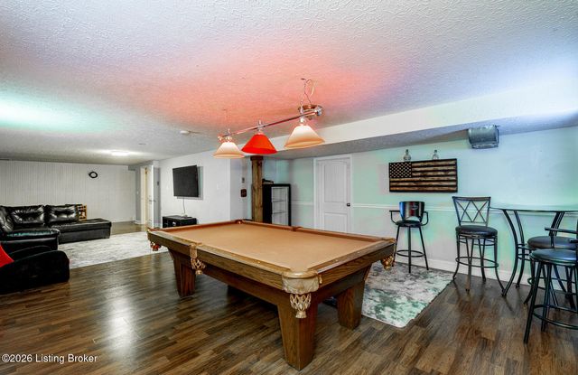3604 Burkland Blvd, Shepherdsville, KY 40165
