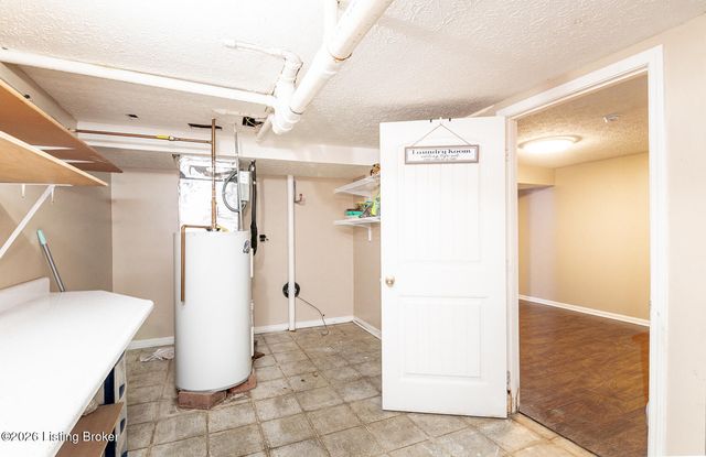 3604 Burkland Blvd, Shepherdsville, KY 40165