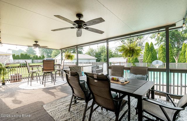 3604 Burkland Blvd, Shepherdsville, KY 40165