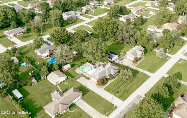 3604 Burkland Blvd, Shepherdsville, KY 40165