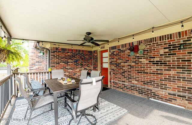 3604 Burkland Blvd, Shepherdsville, KY 40165
