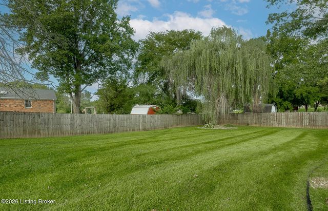 3604 Burkland Blvd, Shepherdsville, KY 40165