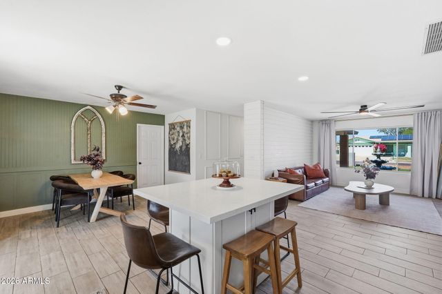 2109 W ORAIBI Drive, Phoenix, AZ 85027