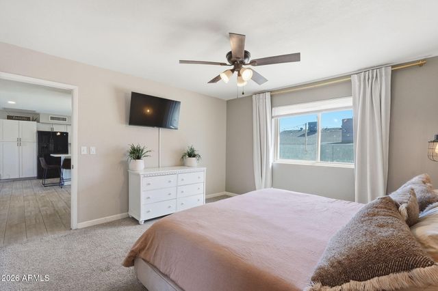 2109 W ORAIBI Drive, Phoenix, AZ 85027