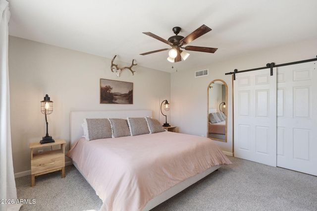 2109 W ORAIBI Drive, Phoenix, AZ 85027