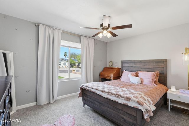 2109 W ORAIBI Drive, Phoenix, AZ 85027