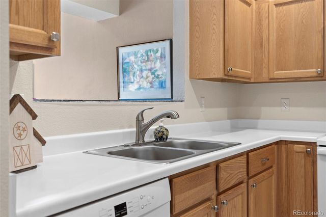 2760 W Greens Court, Littleton, CO 80123