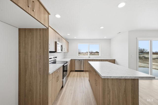 3516 E Jamestown Dr, Nampa, ID 83686