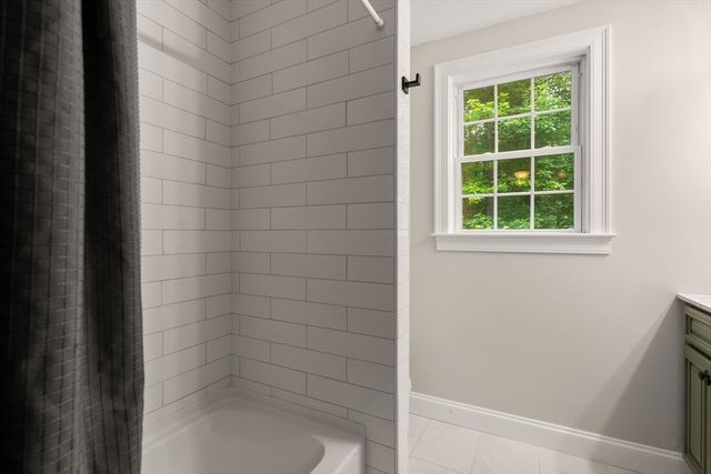 456 South St, Holbrook, MA 02343