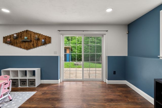 456 South St, Holbrook, MA 02343