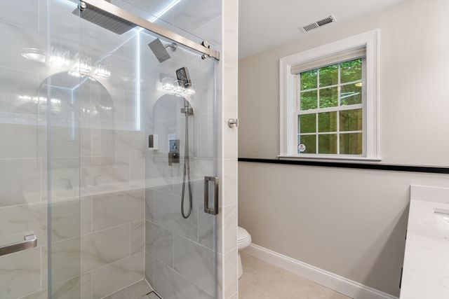 456 South St, Holbrook, MA 02343