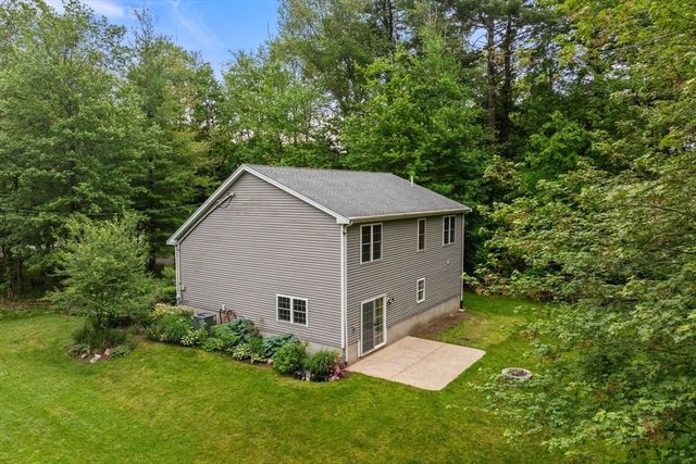 456 South St, Holbrook, MA 02343