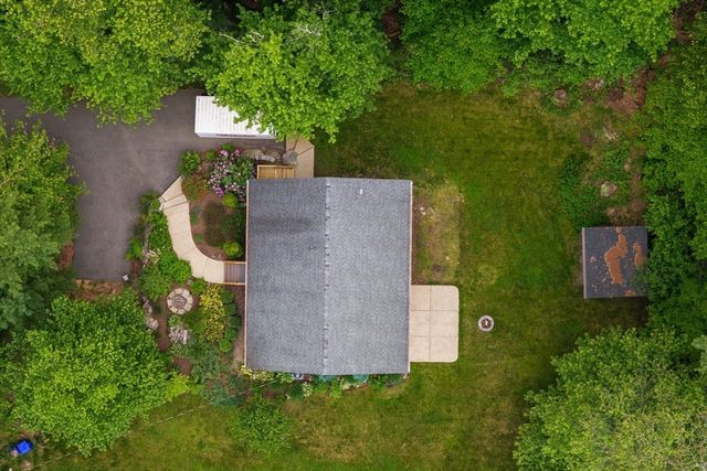 456 South St, Holbrook, MA 02343