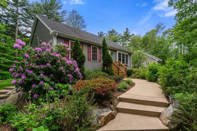 456 South St, Holbrook, MA 02343