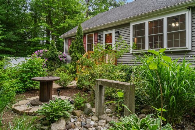 456 South St, Holbrook, MA 02343