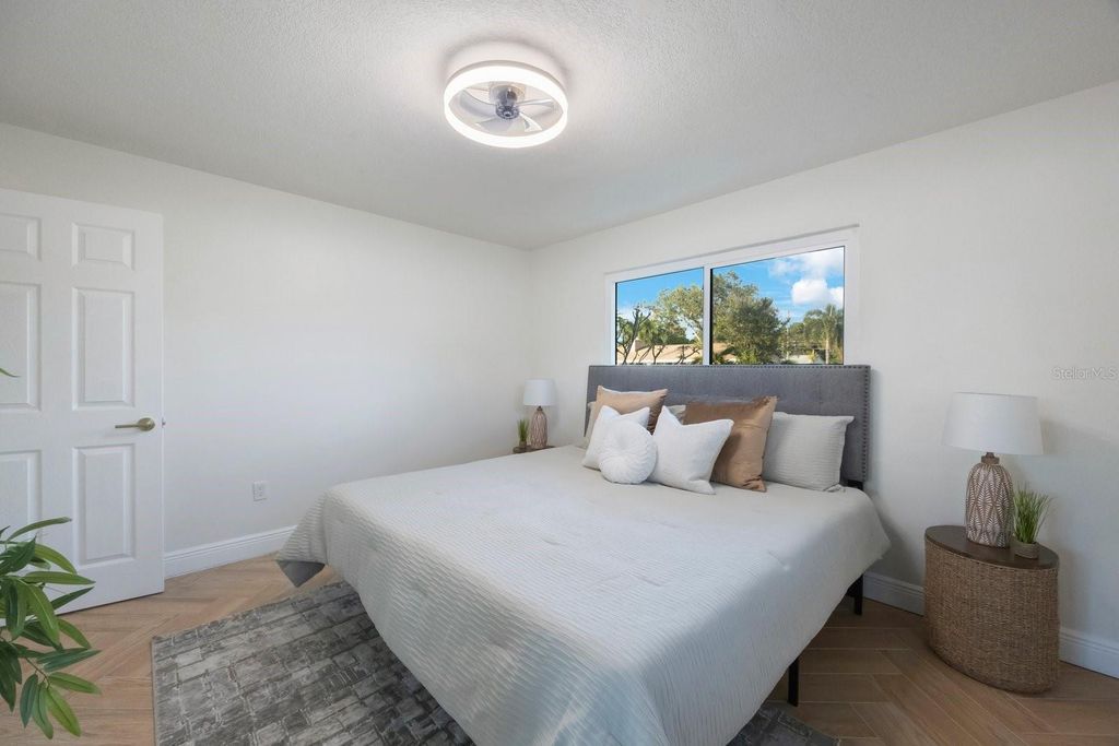 Image 17 of property listing at 2649 46TH STREET S, Gulfport, FL 33711