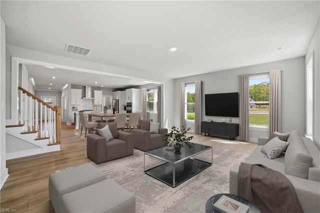 2113 Wentworth XING, Smithfield, VA 23430