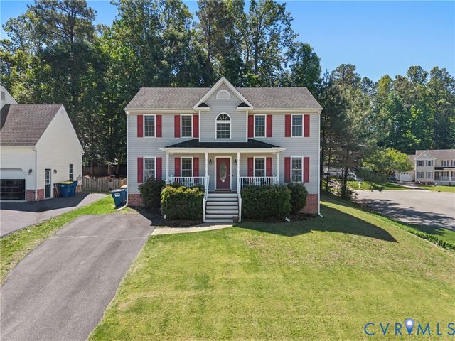 12625 Summerhouse Ln, Midlothian, VA 23112