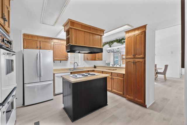 3335 Charleston Trail, Murrells Inlet, SC 29576