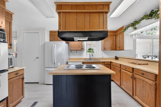 3335 Charleston Trail, Murrells Inlet, SC 29576