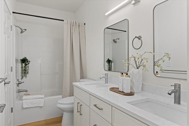 6304 Sheffield Lane E, Fife, WA 98424