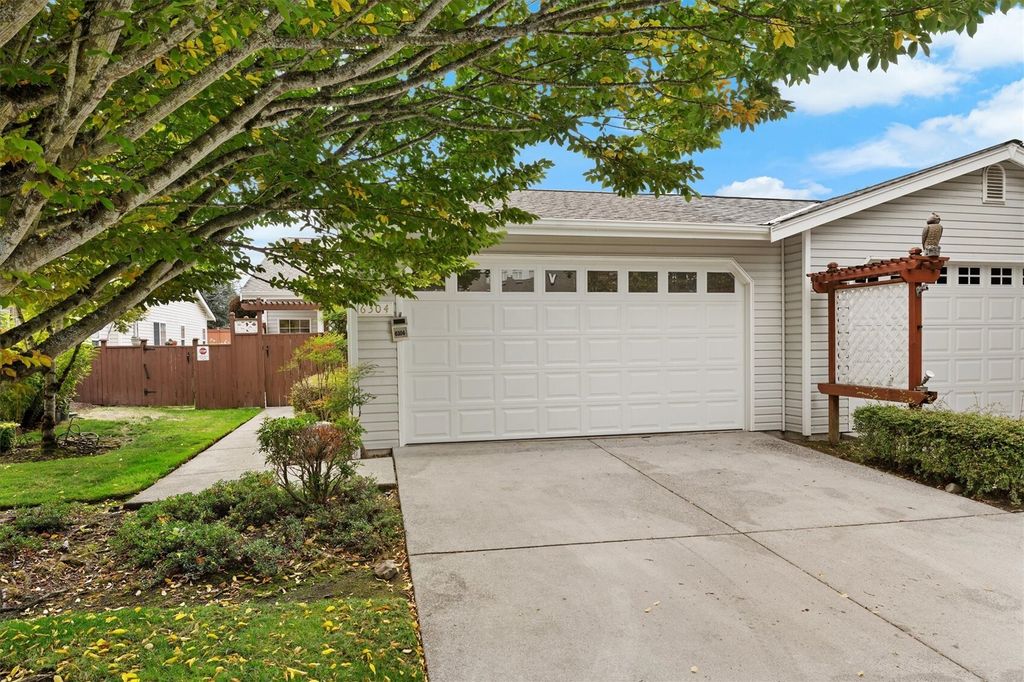 6304 Sheffield Lane E, Fife, WA 98424