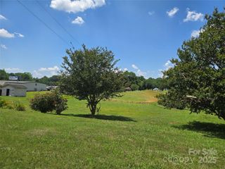 000 Old Nc 277 Road, Bessemer City, NC 28016