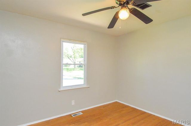 2 Manas Drive, Belleville, IL 62226