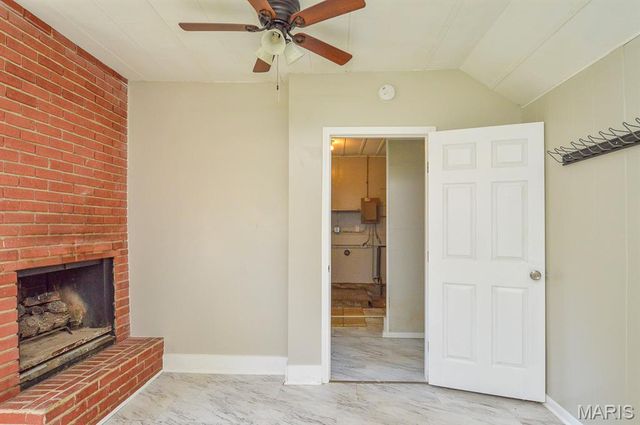 2 Manas Drive, Belleville, IL 62226
