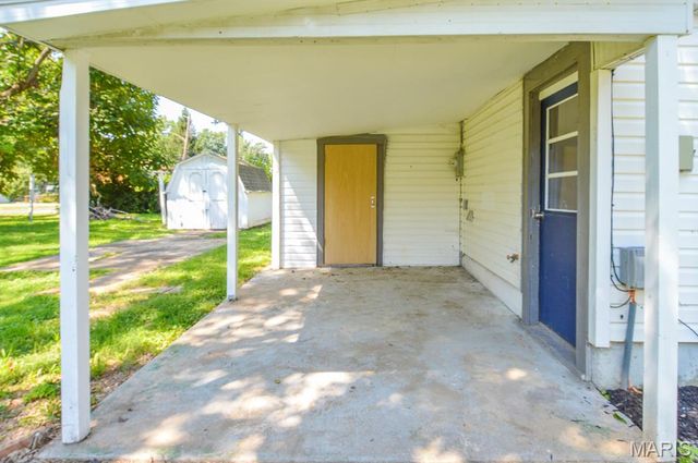 2 Manas Drive, Belleville, IL 62226