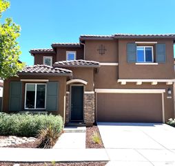 5204 Kim Pl, Rohnert Park, CA 94928
