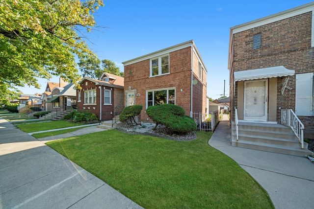 10047 S Calumet Avenue, Chicago, IL 60628