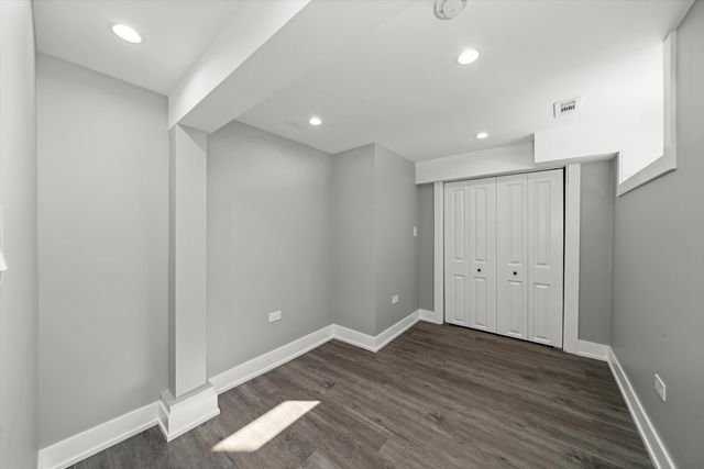 10047 S Calumet Avenue, Chicago, IL 60628