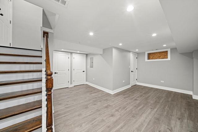 10047 S Calumet Avenue, Chicago, IL 60628