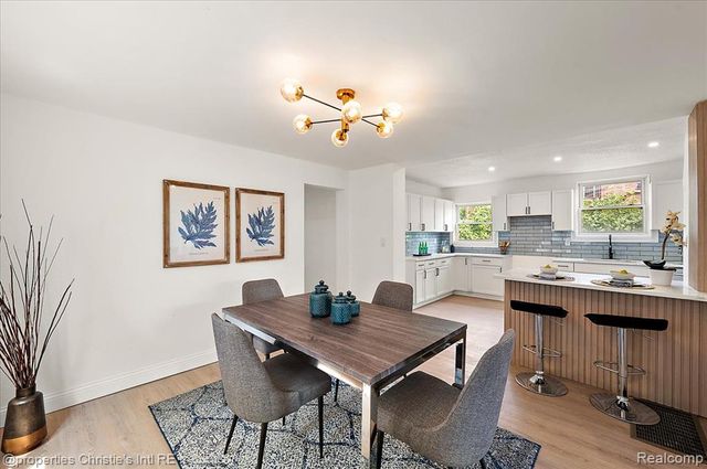 17155 Wisconsin Street, Detroit, MI 48221