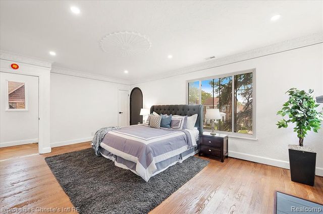 17155 Wisconsin Street, Detroit, MI 48221