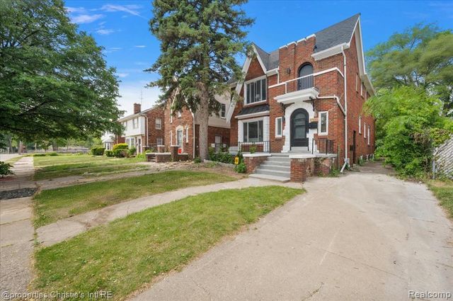 17155 Wisconsin Street, Detroit, MI 48221