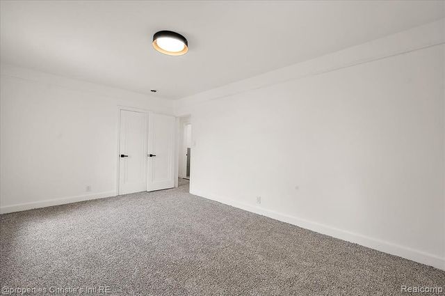 17155 Wisconsin Street, Detroit, MI 48221