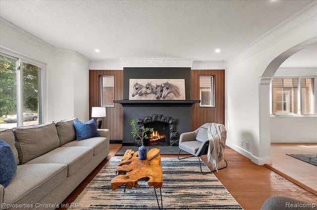 17155 Wisconsin Street, Detroit, MI 48221