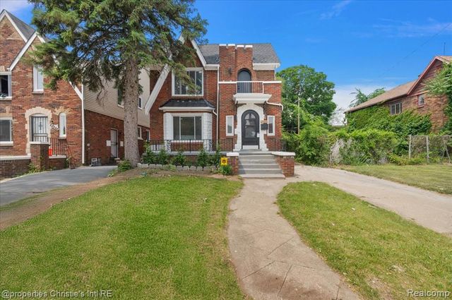 17155 Wisconsin Street, Detroit, MI 48221