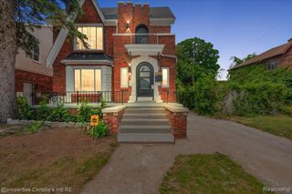 17155 Wisconsin Street, Detroit, MI 48221