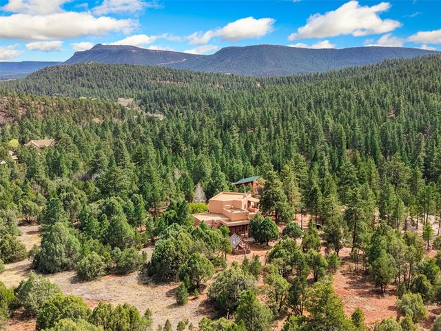 23 La Cueva Creek Road B, Glorieta, NM 87535