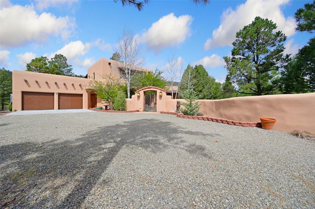 23 La Cueva Creek Road B, Glorieta, NM 87535